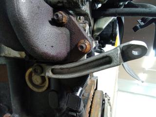 кронштейн двигателя Mercedes-Benz B-Класс W245 2005, 2.0 л., дизель, МКПП, A1693610140