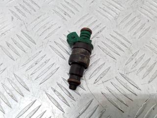 форсунка Renault Clio 1 поколение [рестайлинг] 1998, 1.4 л., бензин, МКПП, 875368