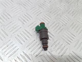 форсунка Renault Clio 1 поколение [рестайлинг] 1998, 1.4 л., бензин, МКПП, 875368