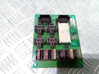 блок предохранителей Volvo FH 1 поколение 1997, 8142078