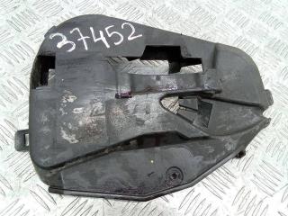 защита (кожух) ремня ГРМ Renault Megane 3 поколение 2009, 1.5 л., дизель, МКПП, 8200795003