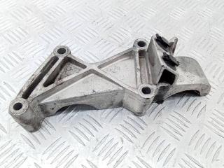 кронштейн двигателя Renault Master 2 поколение [рестайлинг] 2004, 2.5 л., дизель, МКПП, 8200549480