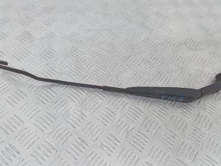 щеткодержатель (поводок стеклоочистителя, дворник) Hyundai i20 1 поколение 2012