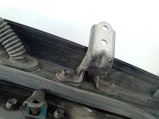 петля двери Hyundai i20 1 поколение 2012