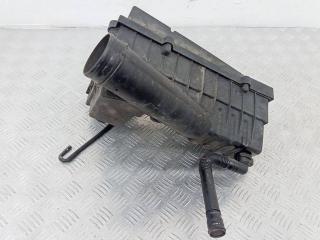 корпус воздушного фильтра Volkswagen Passat B6 2005, 3C0129607
