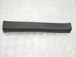 накладка на порог внутренняя Mazda 3 3 поколение [рестайлинг] 2018, BJS768710