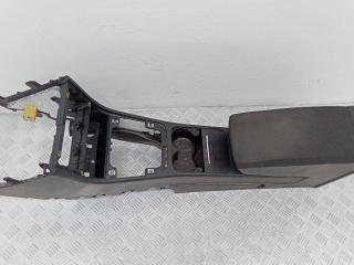 подлокотник Volkswagen Passat B6 2005, 3C0863319