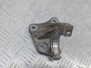 кронштейн полуоси Renault Laguna 3 поколение 2011, 8200833647