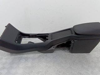 консоль салона Volvo V40 2 поколение 2013, 08632777