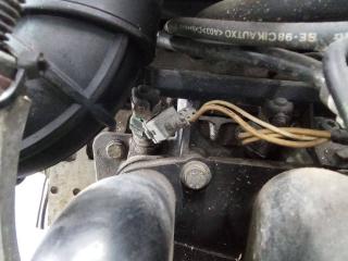 форсунка Renault Clio 1 поколение [рестайлинг] 1998, 1.4 л., бензин, МКПП