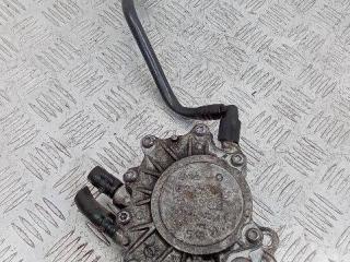 насос вакуумный Volkswagen Passat B6 2005, 2.0 л., дизель, МКПП, 03G145209