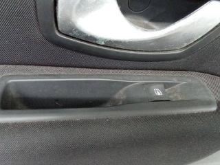 кнопка стеклоподъемника двери Renault Laguna 3 поколение 2011