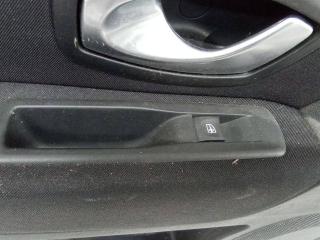 кнопка стеклоподъемника двери Renault Laguna 3 поколение 2008