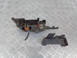 блок предохранителей Renault Clio 2 поколение [2-й рестайлинг] 2004, 8200267010