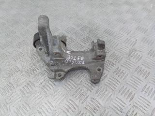 кронштейн генератора Renault Twingo 2 поколение [рестайлинг] 2014, 0.9 л., бензин, 117104394R