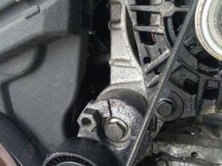 кронштейн генератора Dacia Logan 1 поколение 2006, 1.5 л., дизель, МКПП