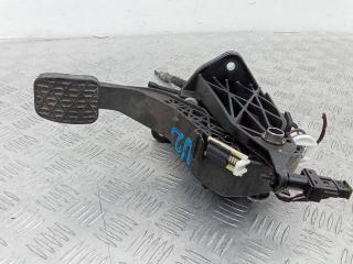 педаль сцепления Mercedes-Benz A-Класс W176 [рестайлинг] 2016, A2462900419