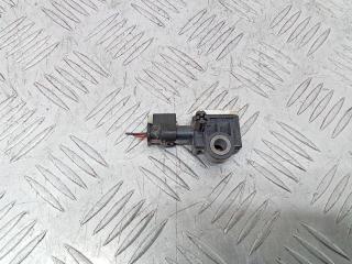 датчик удара Mercedes-Benz A-Класс W176 2013, A1668210151