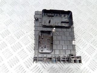 блок предохранителей Volkswagen Golf 4 поколение 2004, 1K0937124