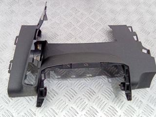 накладка на торпедо (консоль) Renault Kadjar 1 поколение 2018, 682627408R