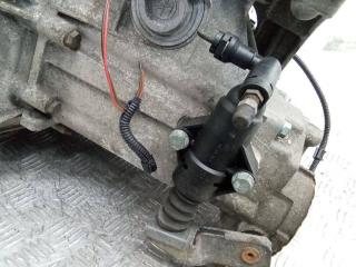 цилиндр сцепления рабочий Volkswagen Golf 4 поколение 2003, 1.6 л., бензин, МКПП, 1J0721261