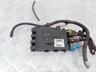 блок предохранителей Renault Megane 3 поколение 2009, 1.5 л., дизель, МКПП, 243800011R