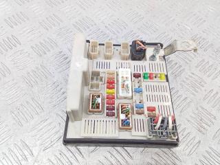 блок предохранителей Renault Megane 2 поколение 2006, 8200481866