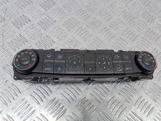 блок управления печки / климат-контроля Mercedes-Benz E-Класс W211/S211 2005, 2118300385
