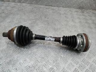 полуось передняя левая (приводной вал, ШРУС) Volkswagen Golf 7 поколение 2013, 2.0 л., бензин, 5Q0407271AP