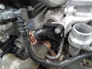 фланец (тройник) системы охлаждения Renault Megane 2 поколение [рестайлинг] 2008, 1.5 л., дизель, 8200337841