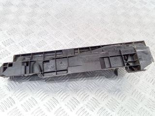 воздуховод (дефлектор) радиатора BMW 1 серия E81/E87 [рестайлинг] 2009, 17107524914