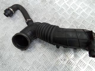 патрубок воздушного фильтра BMW 1 серия F20/F21 2013, 1.6 л., дизель, МКПП, 58650910