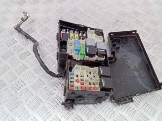 блок предохранителей Ford C-Max 1 поколение [рестайлинг] 2008, 3M5T14A142AB, 3M5T-14A076-AF