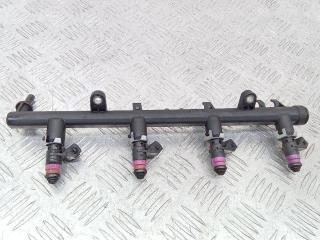 топливная рампа Renault Megane 2 поколение 2005, 1.6 л., бензин, МКПП, 8200135504