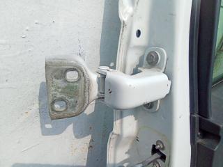 петля двери Opel Vivaro B 2016, 804005400R