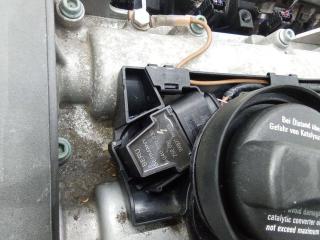катушка зажигания Volkswagen Golf 4 поколение 2002, 1.6 л., бензин, МКПП, 0040102030