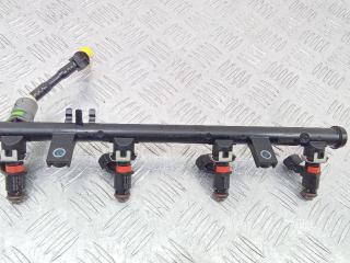 топливная рампа Renault Duster 2 поколение 2022, 2.0 л., бензин, МКПП, 8200053030