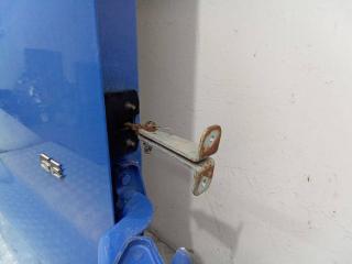 ограничитель открывания двери Nissan Primastar 1 поколение 2004