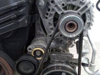 кронштейн генератора Renault Twingo 1 поколение [3-й рестайлинг] 2012, 1.5 л., дизель, МКПП, 8200669494