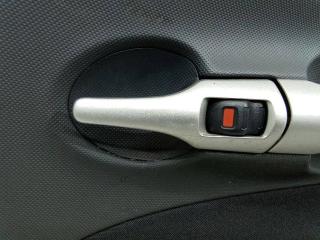 ручка внутренняя задняя правая Toyota Auris 1 поколение 2007