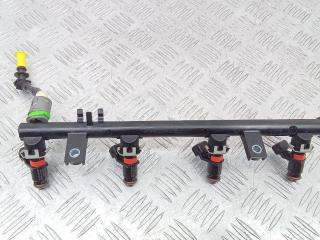 топливная рампа Renault Duster 2 поколение 2022, 2.0 л., бензин, МКПП, 8200053030