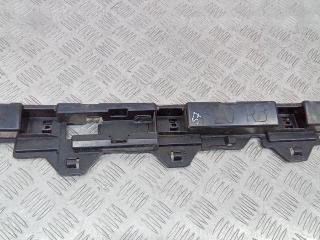 Кронштейн крепления порога BMW 1 серия F20/F21 2011, 51777240916