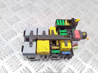 блок предохранителей Citroen C4 Picasso 2 поколение 2017, 9806192580