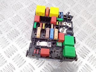 блок предохранителей Peugeot 208 2 поколение 2017, 9804848480