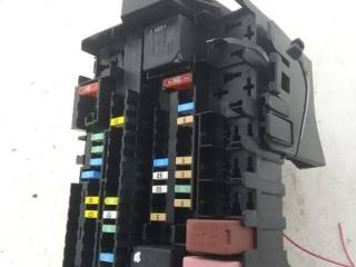 блок предохранителей Renault Laguna 3 поколение 2010, 8200758803