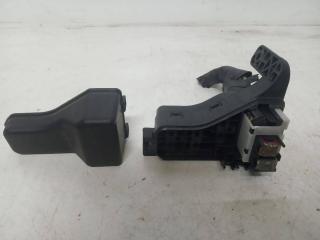 блок предохранителей Toyota Corolla Verso 2 поколение AR10 2006, 2.0 л., дизель, МКПП, PA66PPE