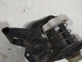 крепление запаски Renault Clio 3 поколение 2005, 8200269378