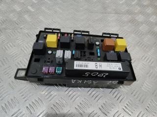 блок предохранителей Opel Astra H 2007, 5DK008668