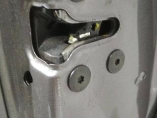 замок двери задней правой Renault Megane 3 поколение 2009, хетчбэк 5 дв.