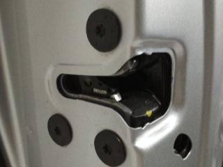 замок двери задней левой Renault Laguna 3 поколение 2008, хетчбэк 5 дв., 825010003R, 827310001R